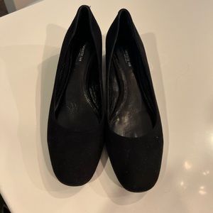 Lafayette 148 black suede block heel- size 8